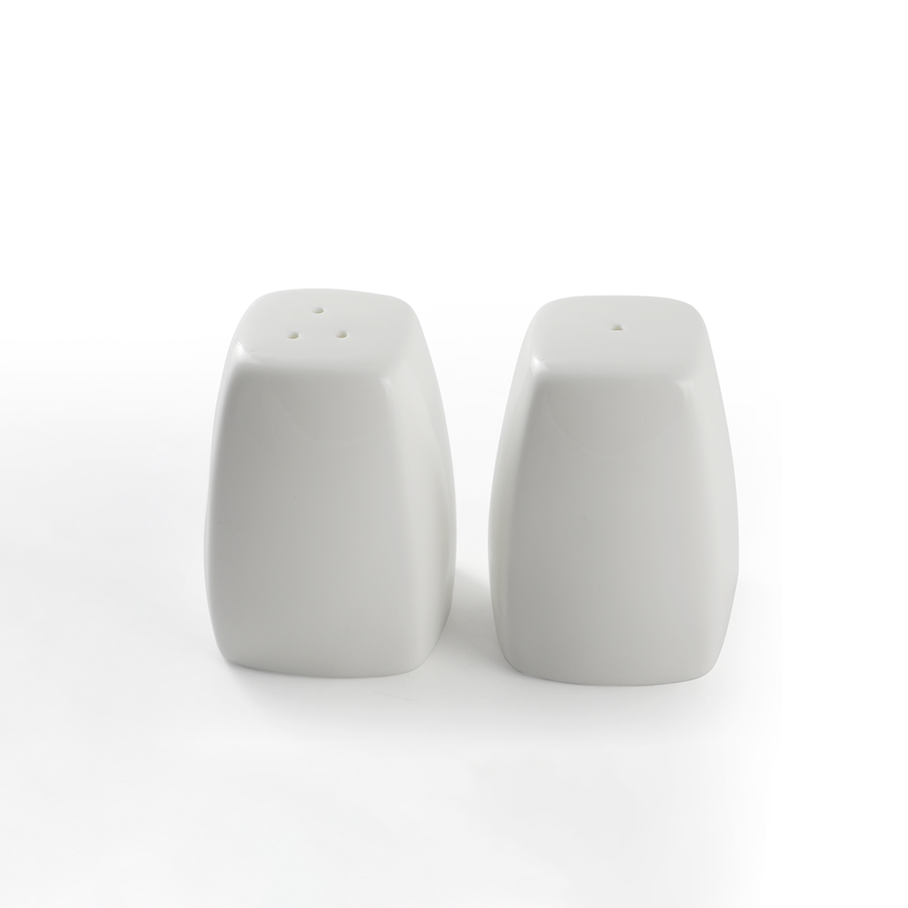 Porceletta Ivory Porcelain Salt Shaker coup shape 5.5X7.5H cm