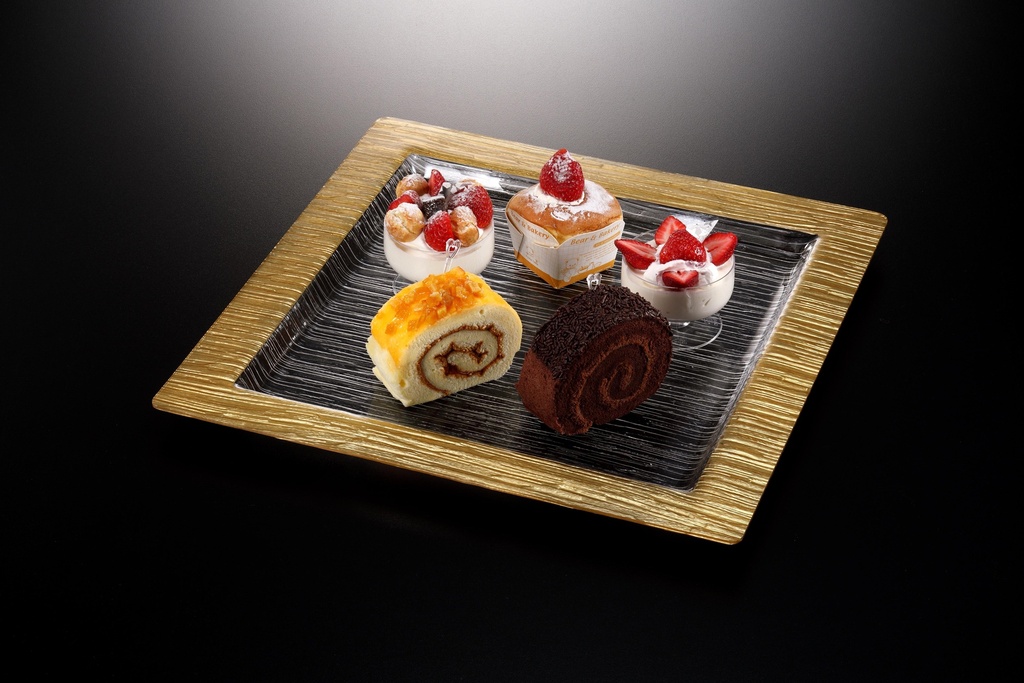 طبق تقديم مربع من الأكريليك ، لون ذهبي، 31 سم، تايوان