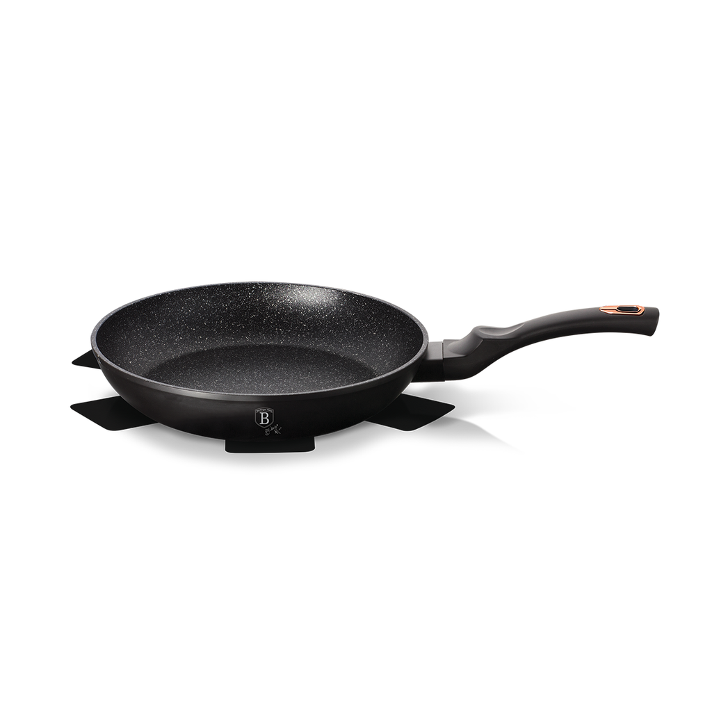 مقلاة Berlinger Haus مقاس 20 سم مع مجموعة Protector Black Rose