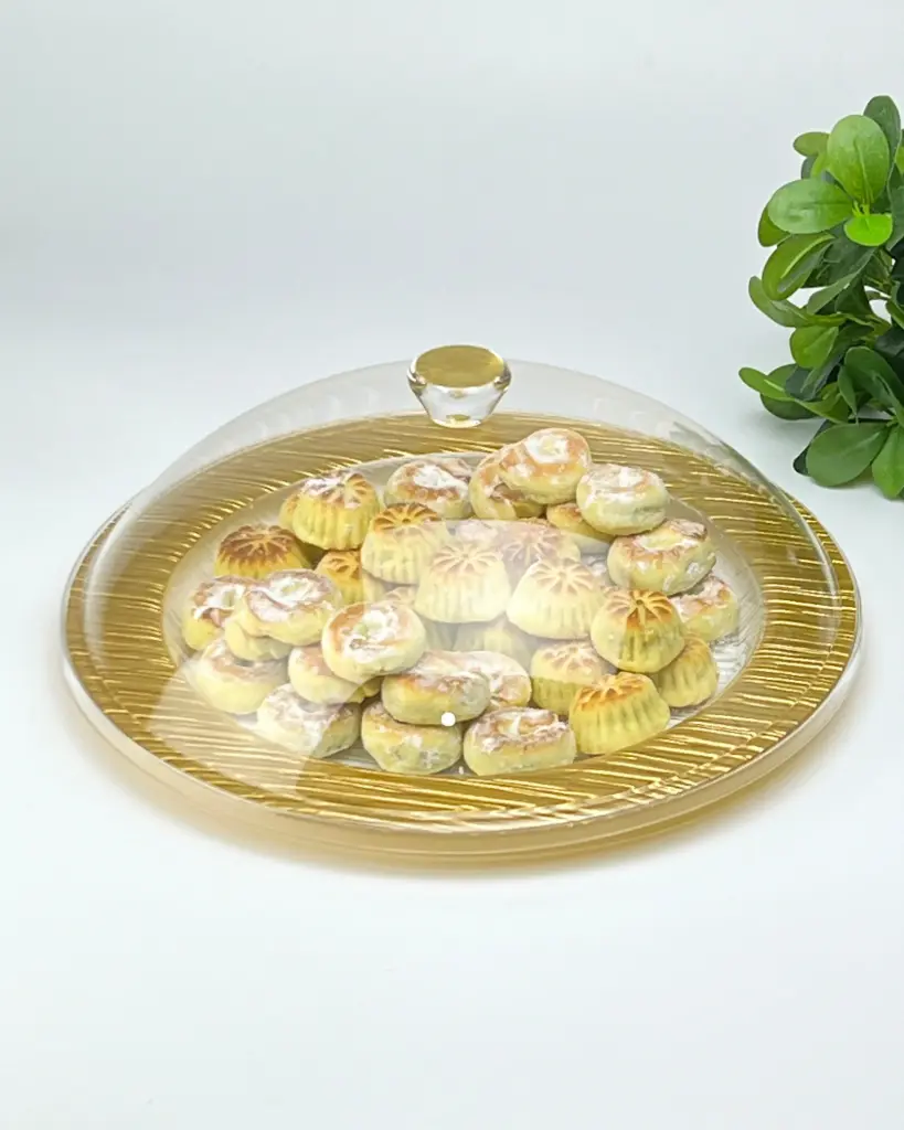 جاط تقديم حلويات بغطاء أكريلك دائري 35 سم لون ذهبي