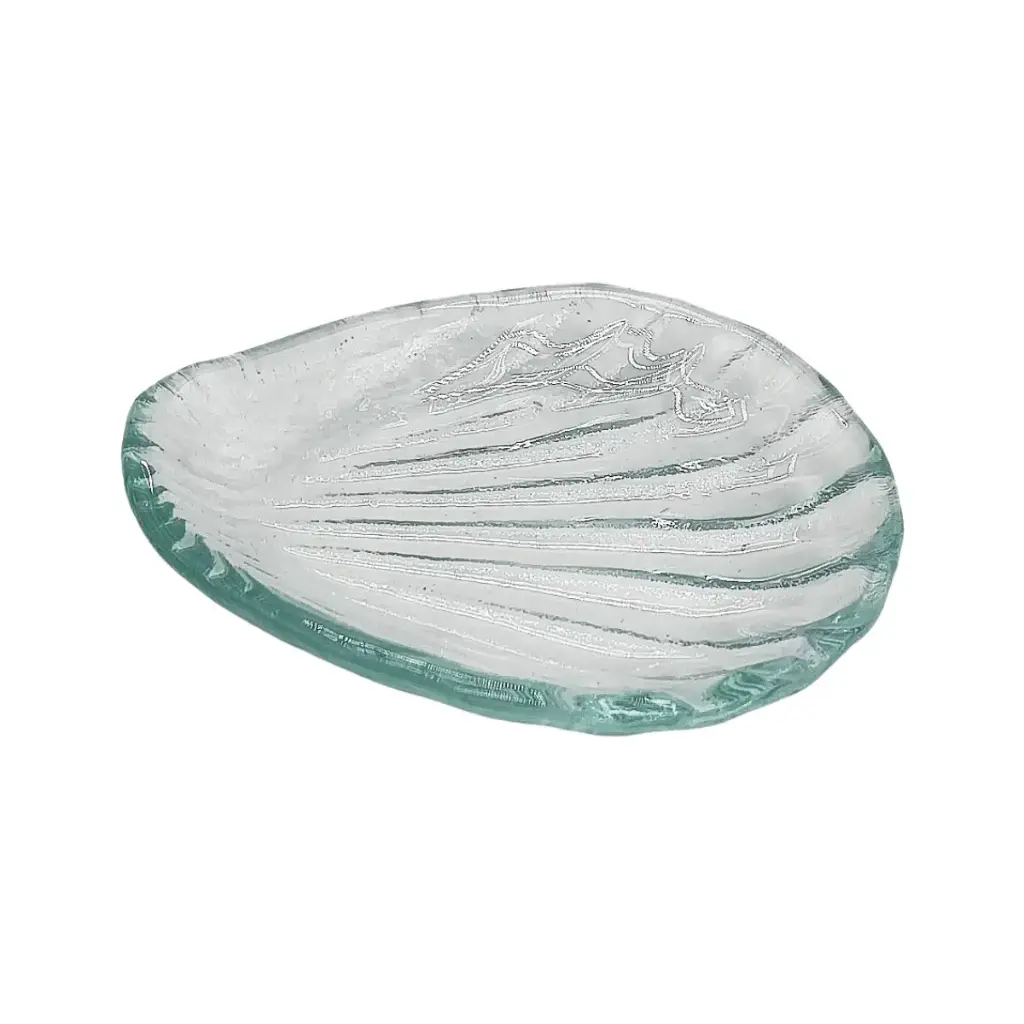 Vague Green Shell-Shaped Glass Dish 8.4 x 7.3 x 1.2 cm