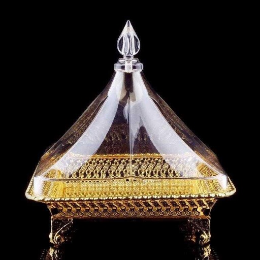 [02-420] قالب كيك مربع ذهبي من الفولاذ الماسي مقاس 28 سم